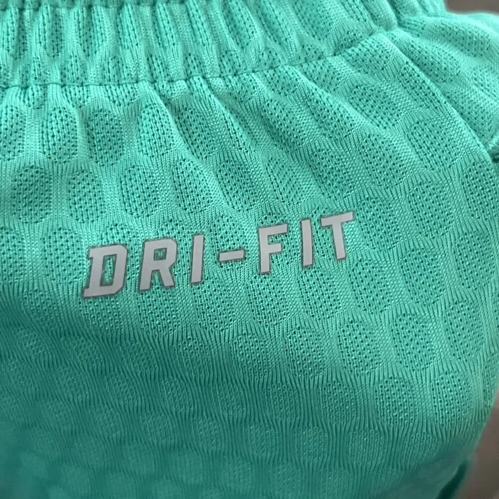 Nike Kobe Bryant Dri-FIT Basketball Shorts Teal Green Mamba Baggy Sheath Men XL